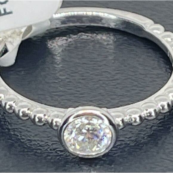 De Beers Forevermark Natural Diamond 18K Solid Gold Ring (1/4 ct) SZ 6.5 Luxury - Picture 2 of 16